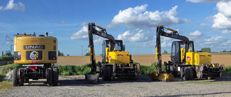 UNAC 22TRR (2018-04-26 PN Ã Essigny-le-Grand) W076 SNCF RESEAU (1).jpg (125.66 Kio) Vu 2204 fois UNAC 22TRR (2018-04-26 PN Ã Essigny-le-Grand) W076 SNCF RESEAU (1).jpg