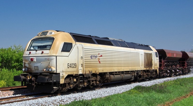 2018-05-04 prés de Nesle (2).jpg (147.77 Kio) Vu 7631 fois 2018-05-04 prés de Nesle (2).jpg