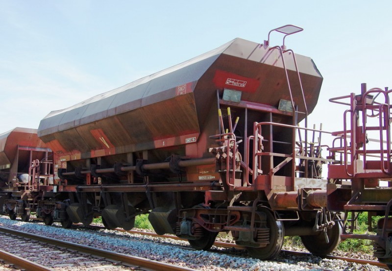 80 87 977 9 655-0 Uas D12 6 F-SNCFR(2018-04-20 Hombleux) PK 53,950 (1).jpg (169.13 Kio) Vu 490 fois 80 87 977 9 655-0 Uas D12 6 F-SNCFR(2018-04-20 Hombleux) PK 53,950 (1).jpg