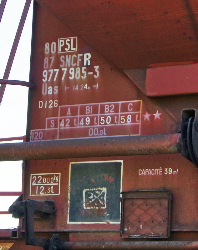 80 87 7 985-3 Uas D12 6 SNCFR (2018-04-20 Monbleux) (2).jpg