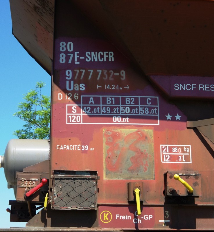 80 87 977 7 732-9 Uas D12 6 F-SNCFR (2018-05-08 PKn°71 à Jussy) (2).jpg (215.96 Kio) Vu 738 fois 80 87 977 7 732-9 Uas D12 6 F-SNCFR (2018-05-08 PKn°71 à Jussy) (2).jpg
