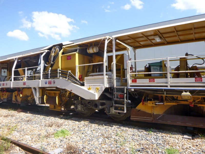 99 87 9 125 504-0 (2018-08-01 St-Leu-d'Esserent) RTG 15-2B n°605 (3).jpg (237.46 Kio) Vu 3875 fois 99 87 9 125 504-0 (2018-08-01 St-Leu-d'Esserent) RTG 15-2B n°605 (3).jpg