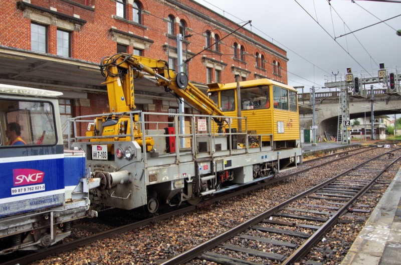 99 87 9 285 203-5 (2018-08-13 gare de Saint Quentin) (8).jpg