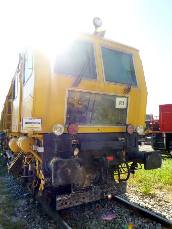 99 87 9 125 503-2 (2018-08-28 gare de triage de Badan ) RGT 15-2B n°618 (7).jpg