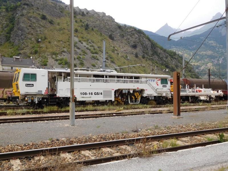 FRAMAFER 108-16 GS-4 - 99 87 9 122 534-0 - ETF à Modane le 21-08-2018 (1).jpg