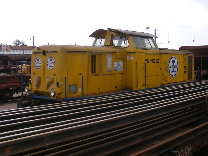 v211_913.jpg