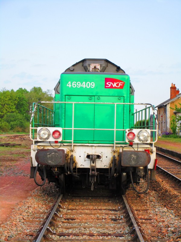 (43) BB 469409 INFRA Dijon Perrigny.jpg (265.41 Kio) Vu 5211 fois (43) BB 469409 INFRA Dijon Perrigny.jpg