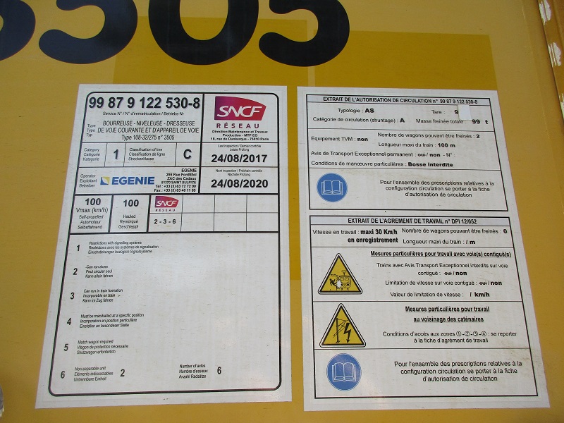 (39) Immat + Agrément + Autorisation circul Bourresuse niveleuse Plasser.JPG