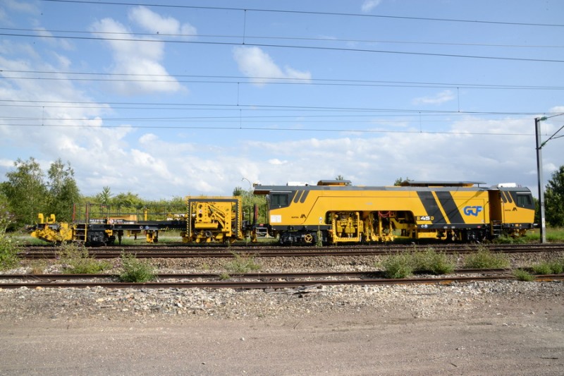 99 87 9 122 537-3   B45D (2019-08-07 gare de Saleux) Matisa n°4539 GCF (2).jpg