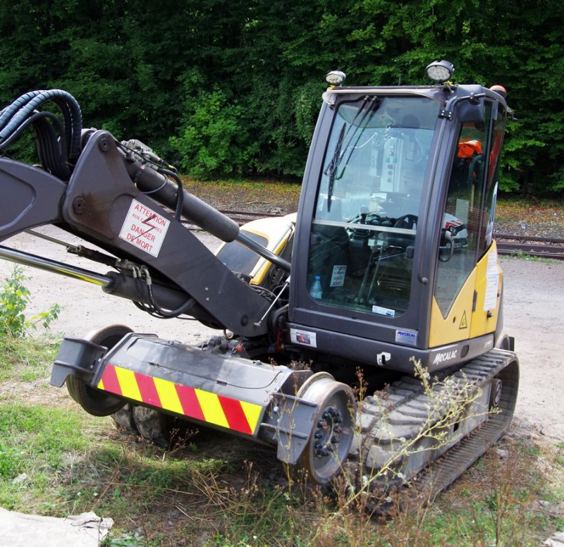 Mecalac 8MCR (2019-08-27 Poix de Picardie) (9).jpg