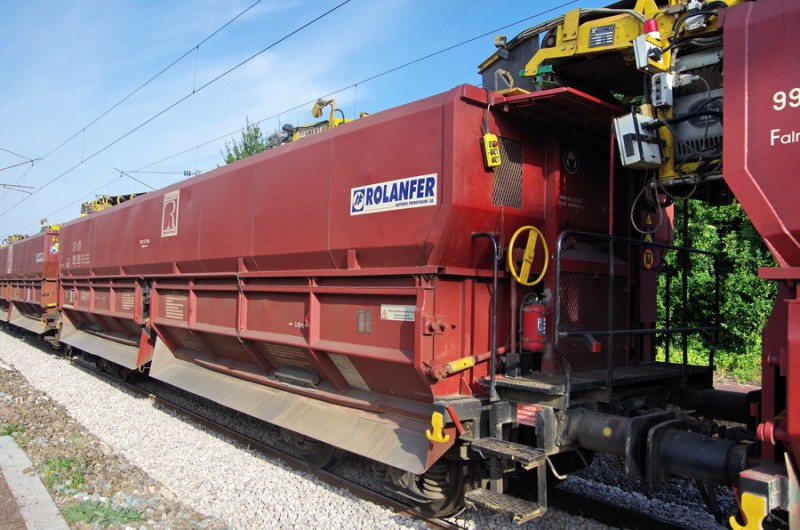 99 87 9 352 645-5 Falns (2019-08-27 gare de Famechon) TR 38 (3).jpg (201.56 Kio) Vu 446 fois 99 87 9 352 645-5 Falns (2019-08-27 gare de Famechon) TR 38 (3).jpg