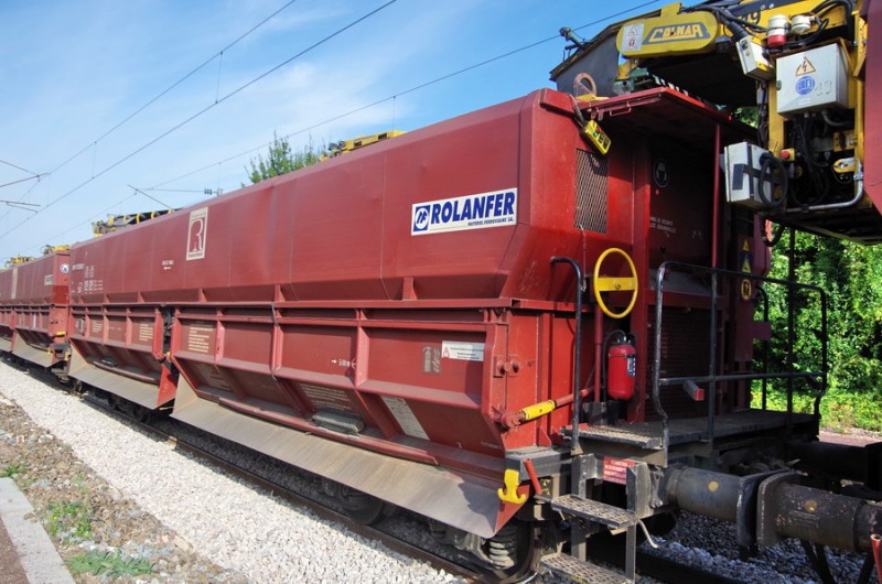 99 87 9 352 650-5 Falns (2019-08-27 gare de Famechon) TR43 (11).JPG (202.45 Kio) Vu 528 fois 99 87 9 352 650-5 Falns (2019-08-27 gare de Famechon) TR43 (11).JPG