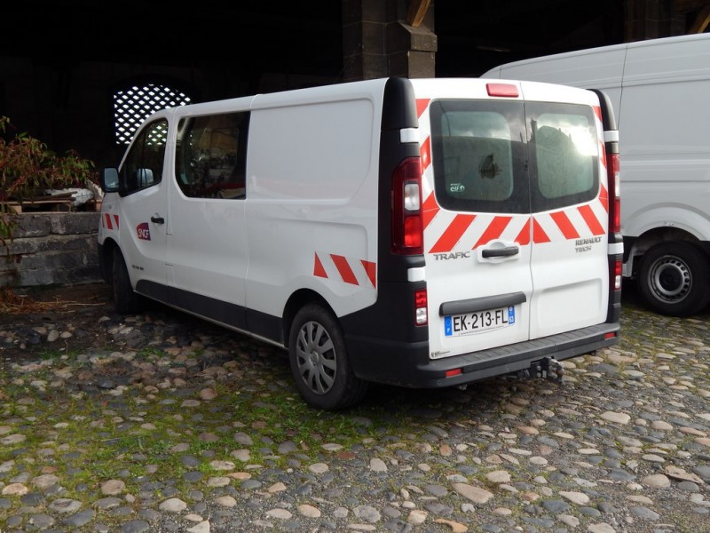 RENAULT TRAFIC - EK 213 FL - SNCF (Copier).JPG