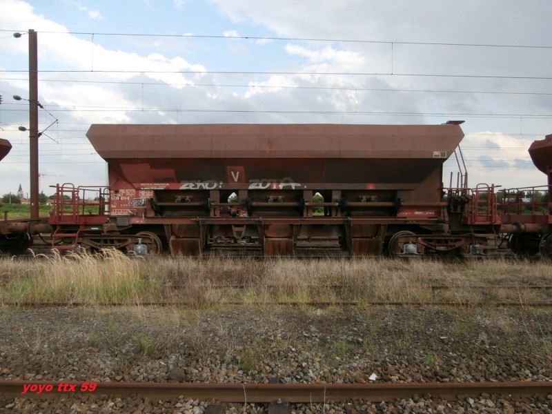 Uas D12-6 80 87 977 9 071-0=1.JPG