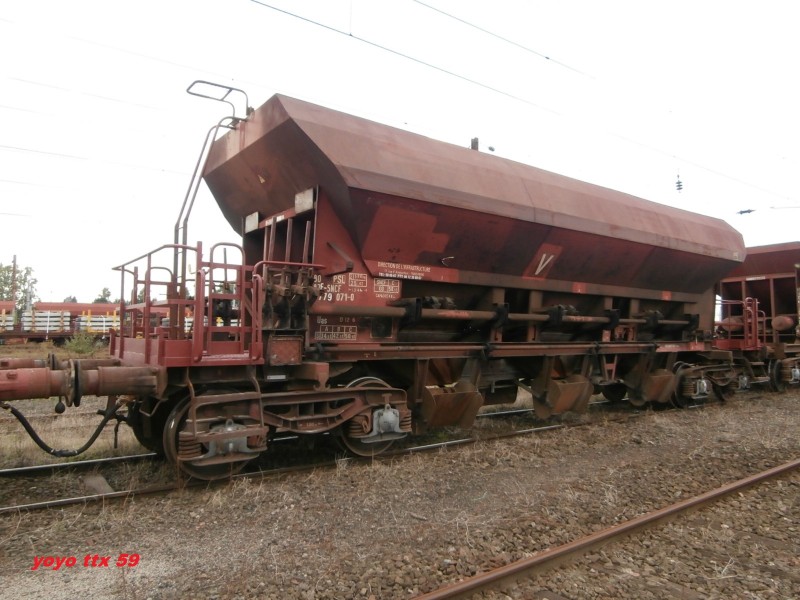Uas D12-6 80 87 977 9 071-0=7.JPG