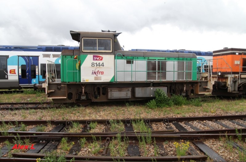 Y 8144=2.jpg