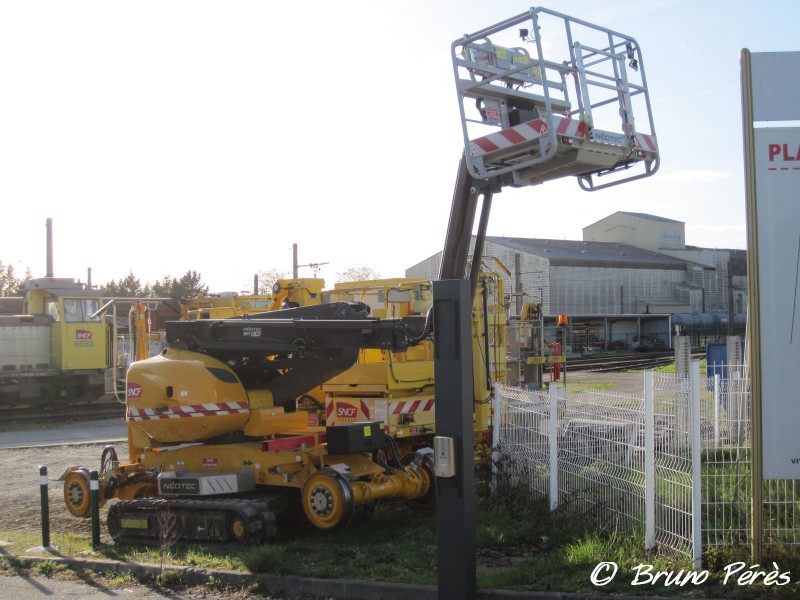 Skyrailer C14 - Non identifié - SNCF-Réseau-TL (1) (light).JPG