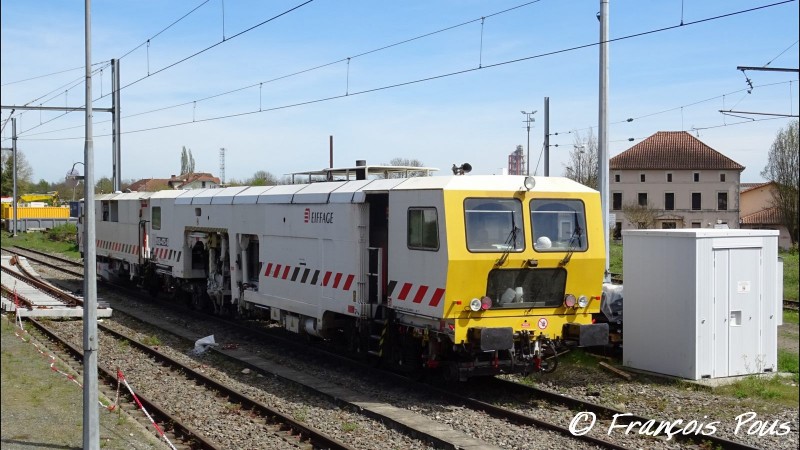 108 475 S - 99 87 9 124 514-0 - Eiffage Rail (ex Pichenot-Bouillé) (1)  (light).jpg