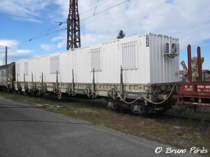 R54 - 80 87 979 4 157-8 - SNCF-LM - Rame EMS (9) (light).JPG