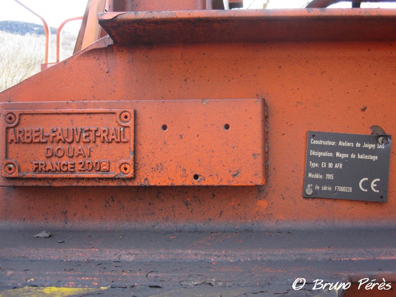 Fanps - 33 87 677 1 436-7 - Colas Rail (5) (light).JPG