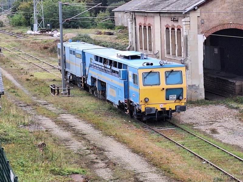 108 39 U.jpg