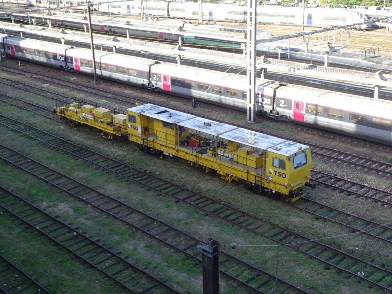 DSC07022R.jpg