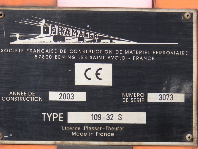 109 32S - 99 87 9 121 508 5 - COLAS RAIL (9) (Copier).JPG