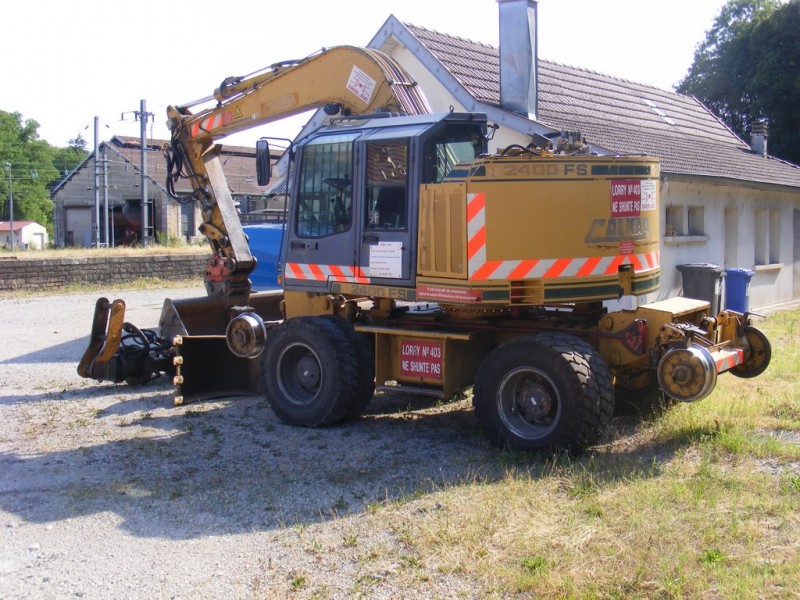 COLMAR 2400FS - LORRY 403 (2) (Copier).JPG