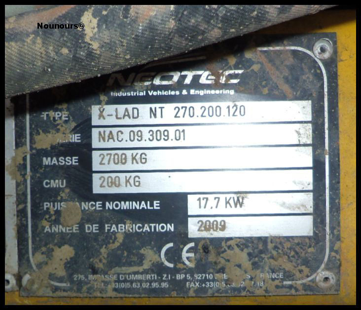 X_LAD_NAC0930901_Neotec_Plaque.jpg