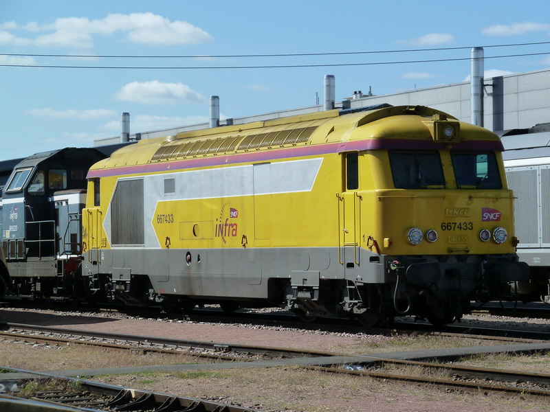 67433 (2012-09-15 St Pierre des Corps).jpg