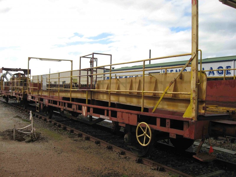 wagon_plat_a.JPG (293.09 Kio) Vu 2757 fois wagon_plat_a.JPG