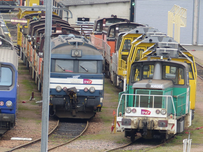Y 8265 (2014-03-30 dépôt de St Pierre) (2).jpg