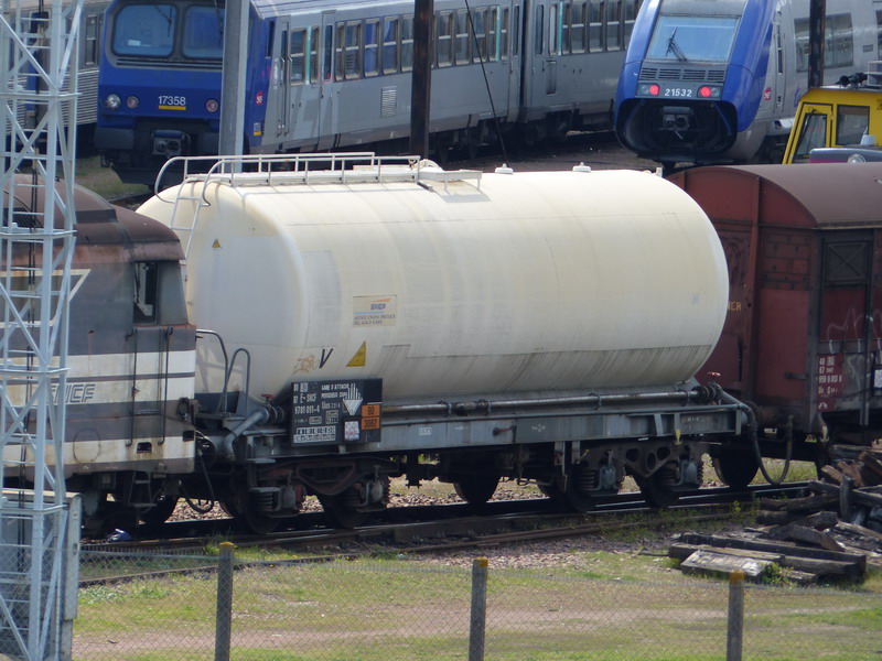 80 87 978 1 091-4 Uas Z21 6 F SNCF-BD (2014-05-03 dépôt de St Pierre des Corps) (1).jpg