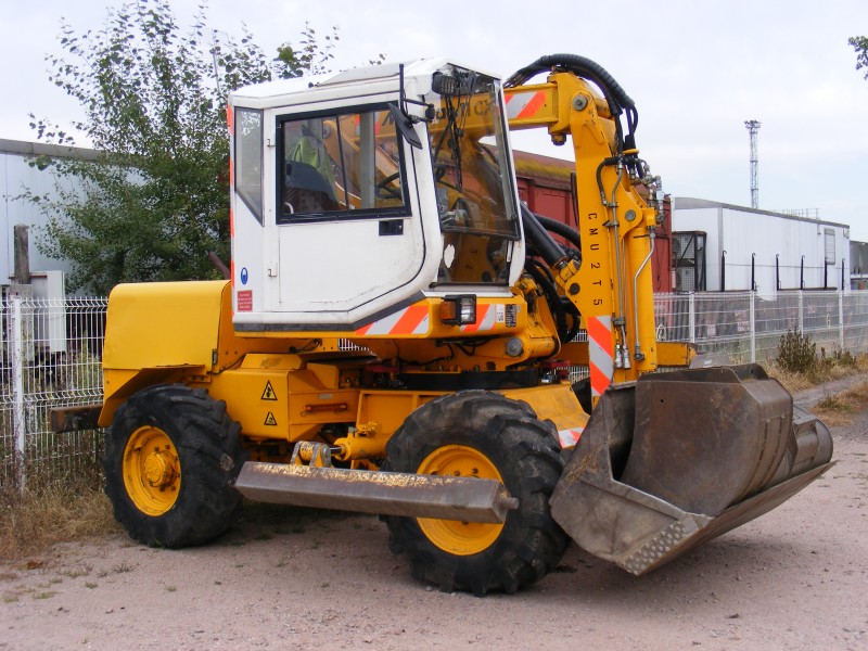 MECALAC 11CX - 02735 (4).JPG