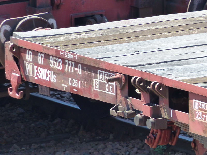 40 87 952 3 777-0 Us K25 1 F SNCF-PN (2014-06-13 St Pierre des Corps) (2).jpg