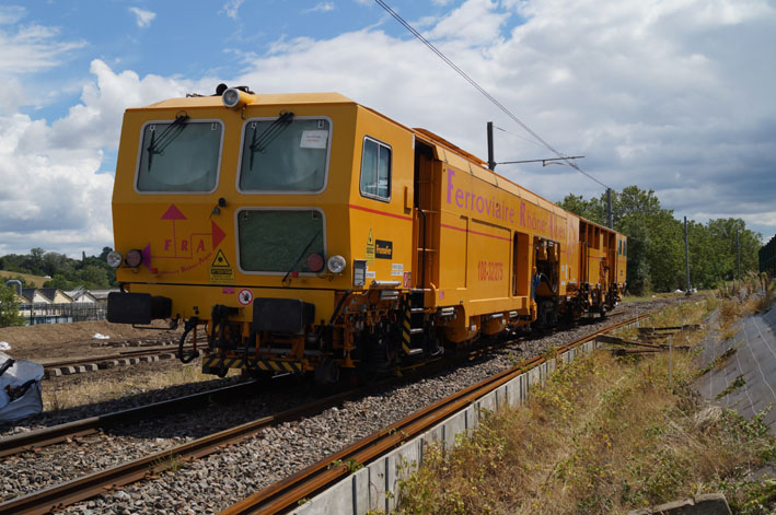 FRA 99 87 9 122 529-0.jpg