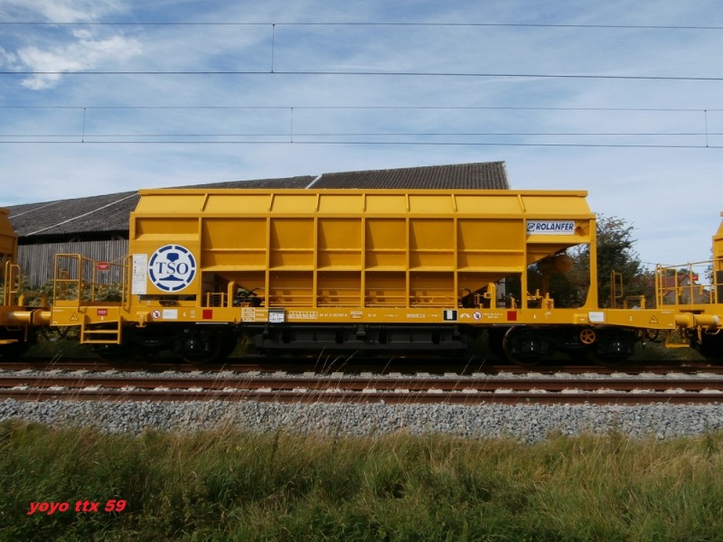 WTR 99 87 9 352 597-8=1.JPG