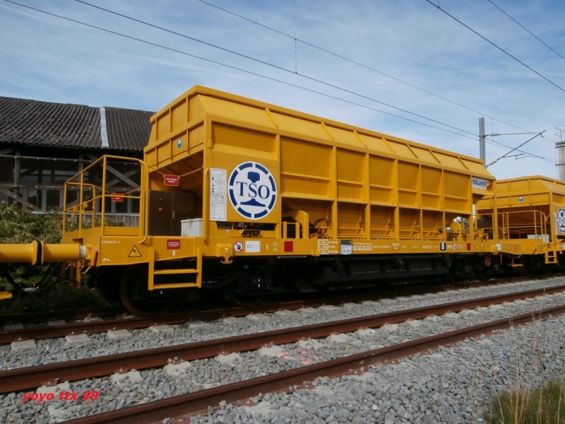 WTR 99 87 9 352 597-8=5.JPG
