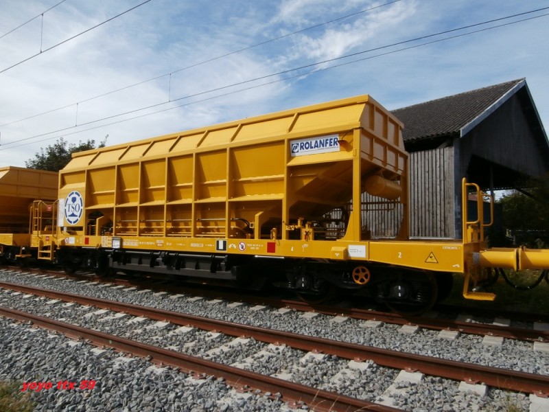 WTR 99 87 9 352 597-8=8.JPG