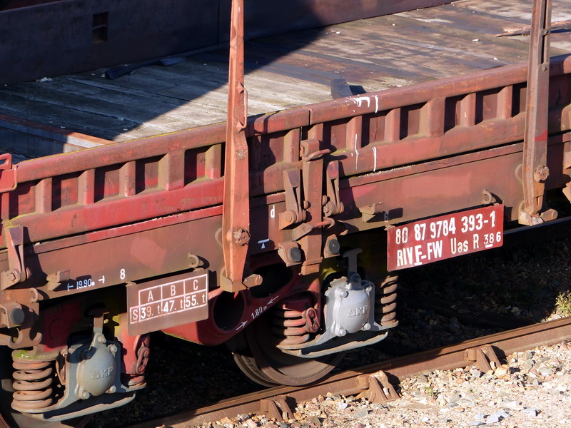 80 87 978 4 393-1 Uas R38 6 RIV F-FW (2014-10-26 SPDC) (2).jpg