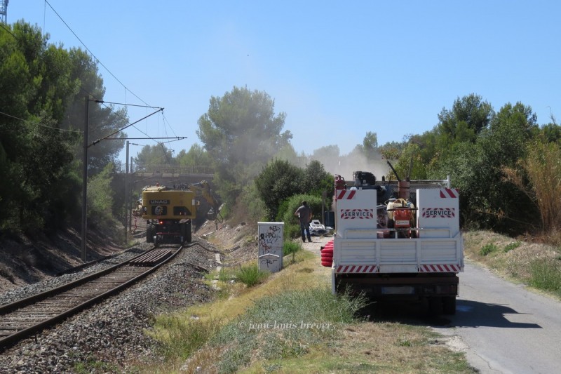 IMG_5147 travaux sur VU de Hyères_La Garde 83.jpg