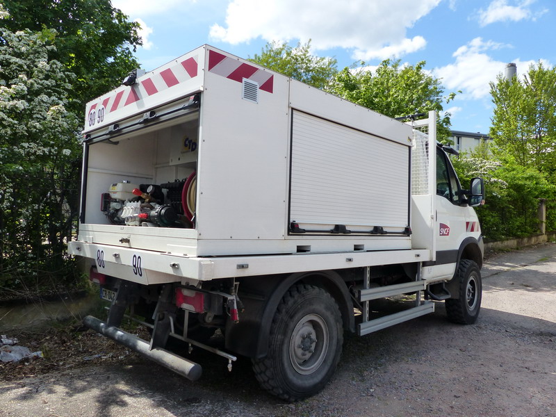 IVECO daily 4X4 - CR-042-VM (2015-04-29 Tours) (3).jpg