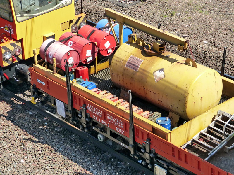 99 87 9 383 649-0 K50 (2015-06-04 SPDC) Colas Rail 70000 81 (2).jpg