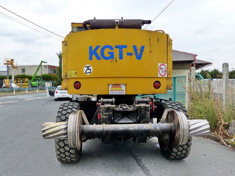 Geismar KGT-V N°4519 Colas Rail (2015-08-09 SPDC) (11).jpg