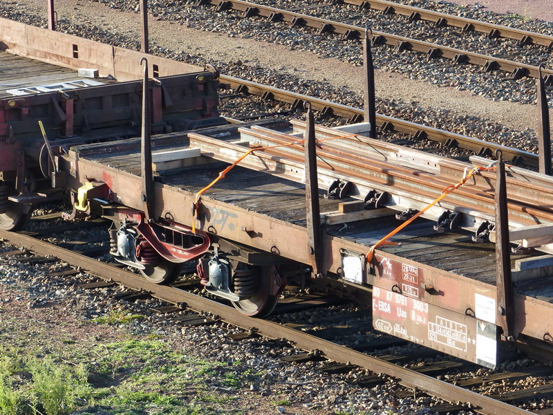 80 87 976 1 300-3 Uas R36 2 F-ERSA (2015-11-15 SPDC) (2).jpg