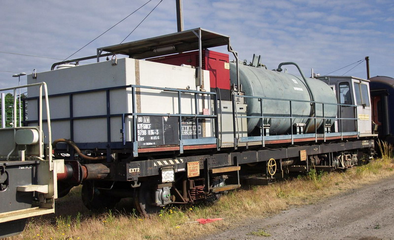 80 87 979 09 836-3 Uas W85 6 F SNCF-AM (2015-06-14 gare de Tergnier) (16).jpg