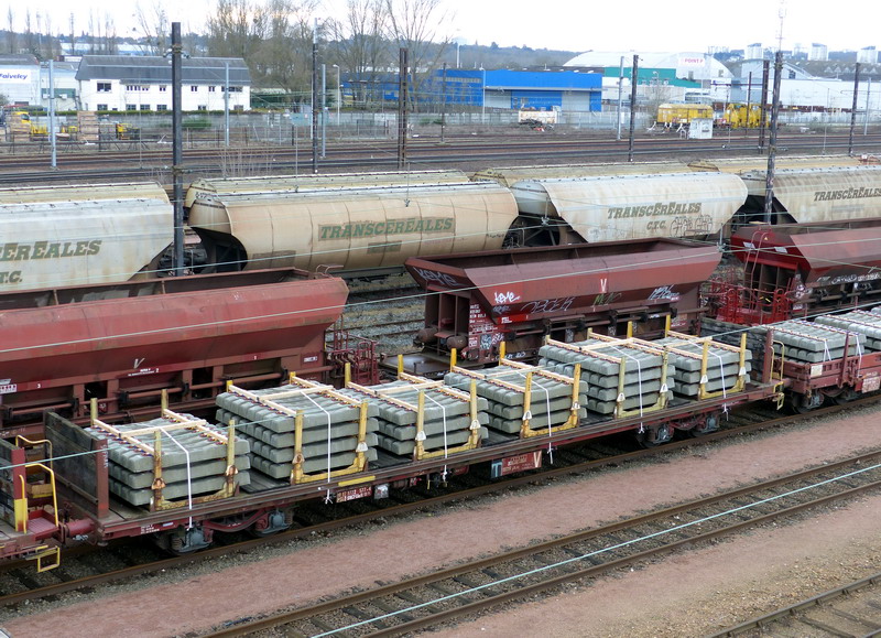 80 87 972 2 577-4 Ua R09 5 F SNCF-PSL (2015-02-15 SPDC) (1).jpg