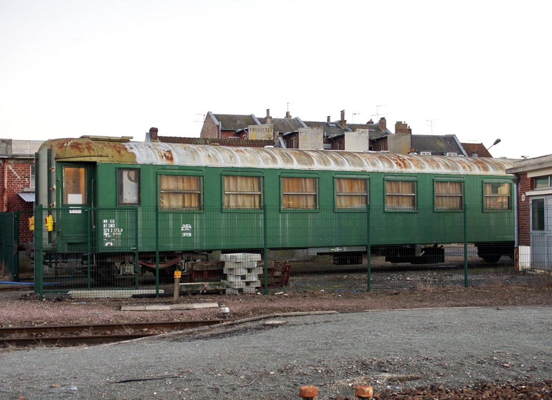 80 87 979 2 179-4 Uas H70 0 SNCF-AM (2013-01 ou 02 gare de Saint Quentin) (3).jpg