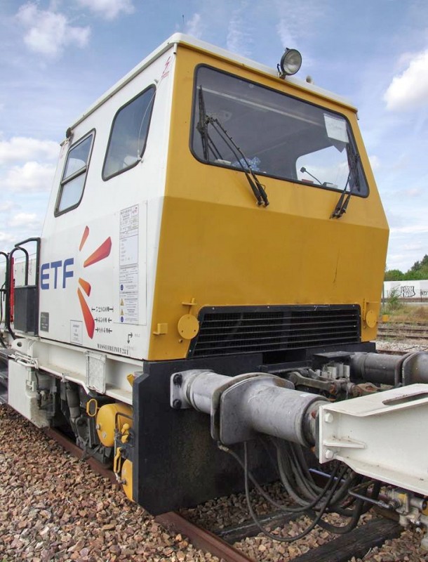 99 87 9 426 501-2 DGS 42 N (2016-09-02 gare de Chaulnes) ETF (23).jpg