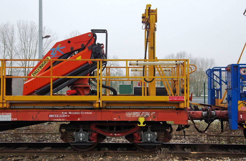 80 87 979 8 017-0 Uas W73 6 F SNCF-PN (2017-02-09 Saint Quentin) (2).jpg